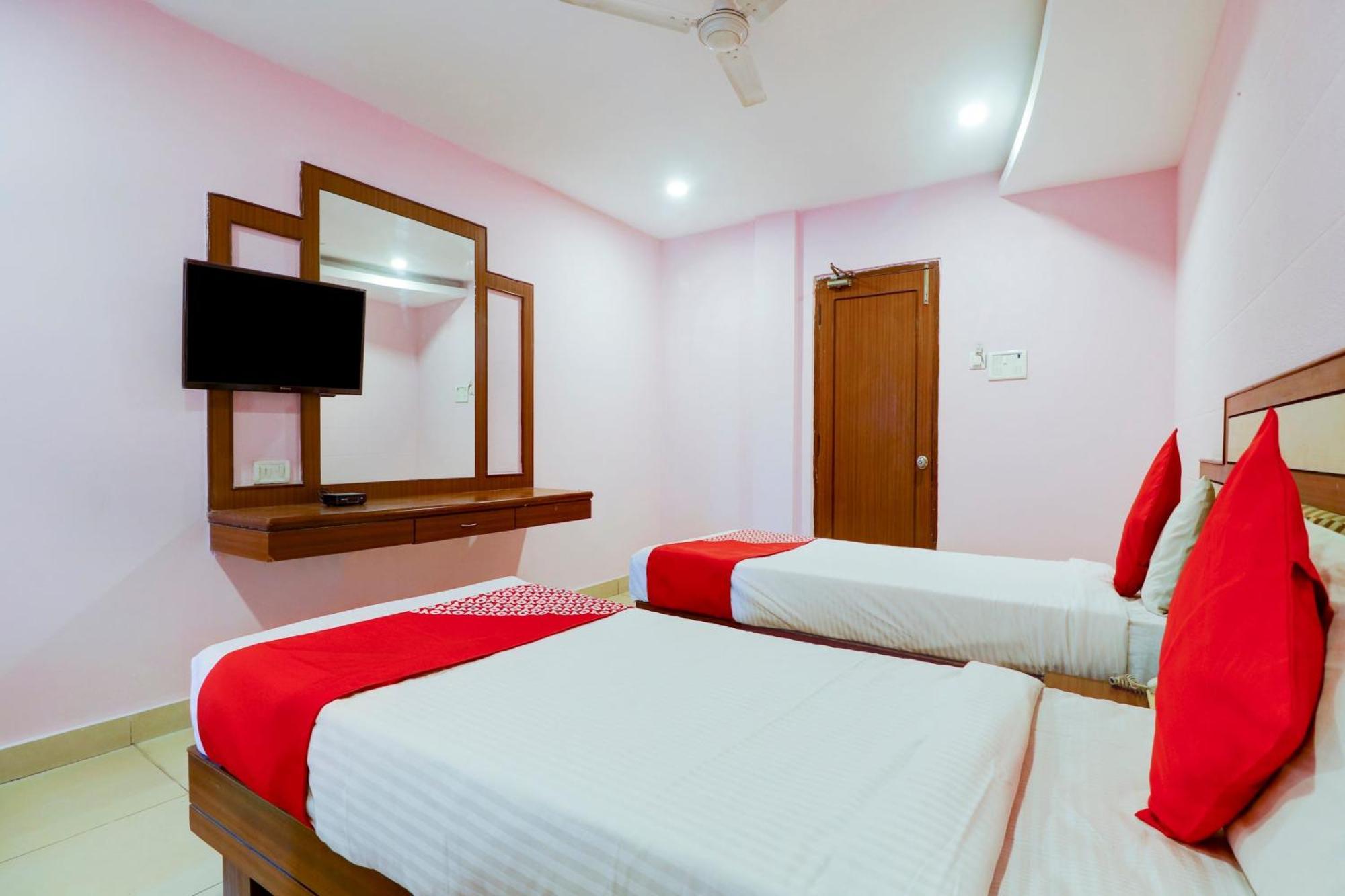 Super Collection O 77115 Vaishnavi Palace Hyderabad Luaran gambar