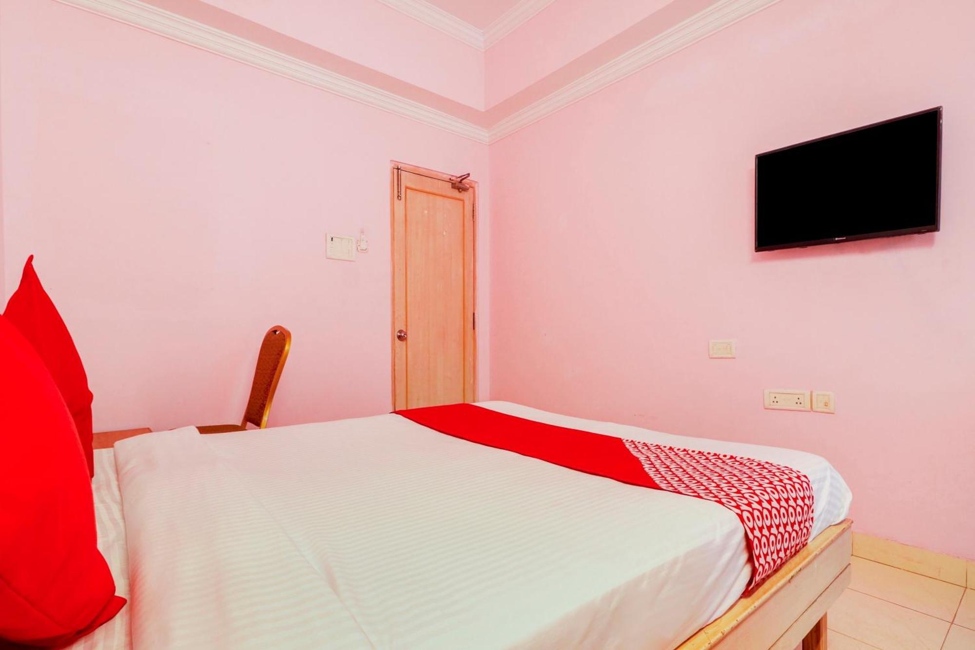 Super Collection O 77115 Vaishnavi Palace Hyderabad Luaran gambar