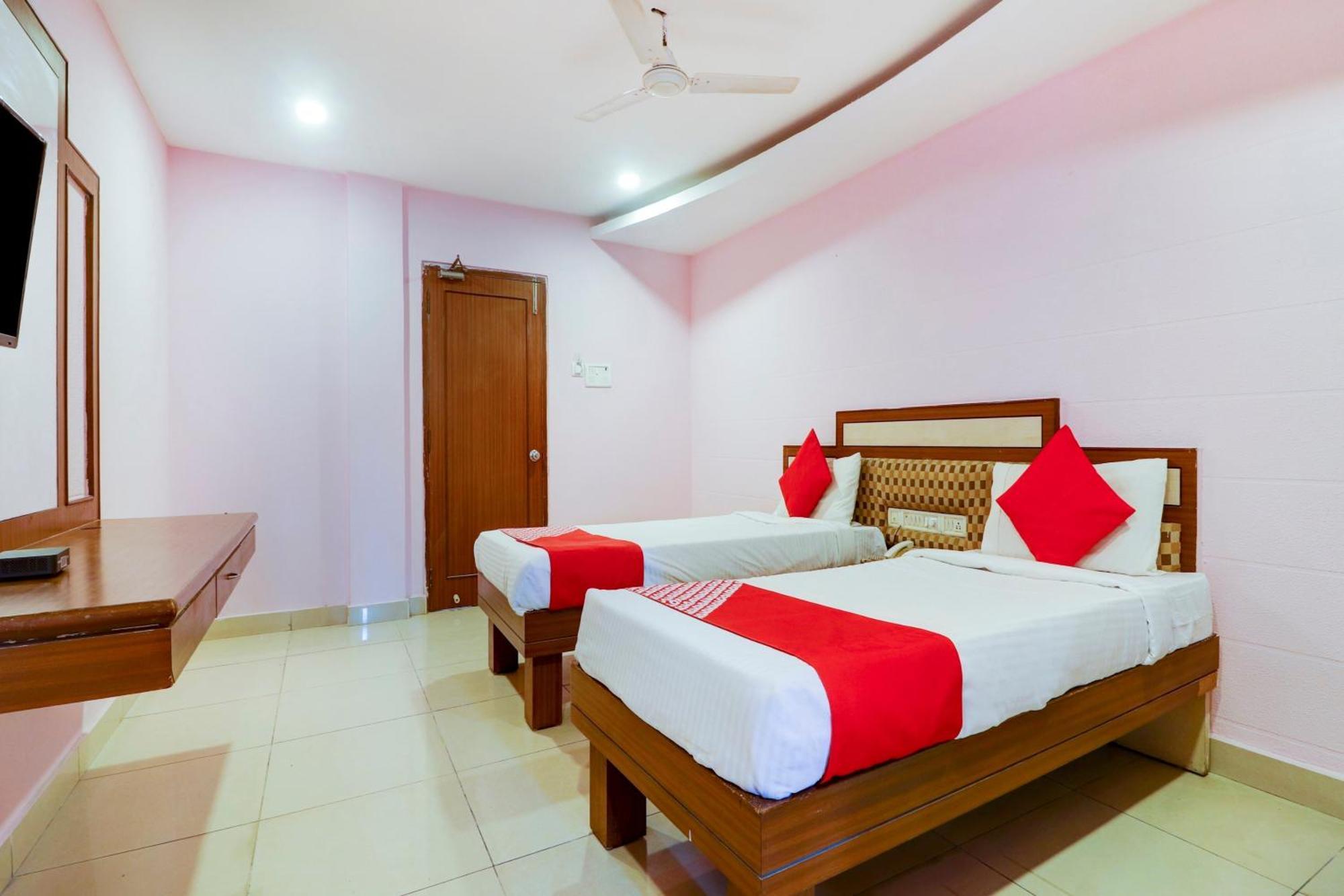 Super Collection O 77115 Vaishnavi Palace Hyderabad Luaran gambar